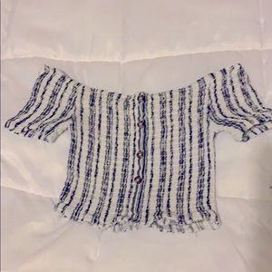 Off the shoulders crop top